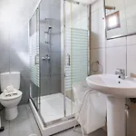 3 Bedroom With Pool And Jacuzzi *