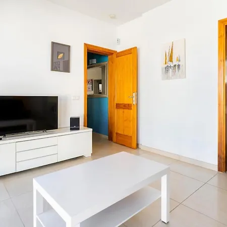 3 Bedroom With Pool And Jacuzzi * Playa Blanca (Lanzarote)