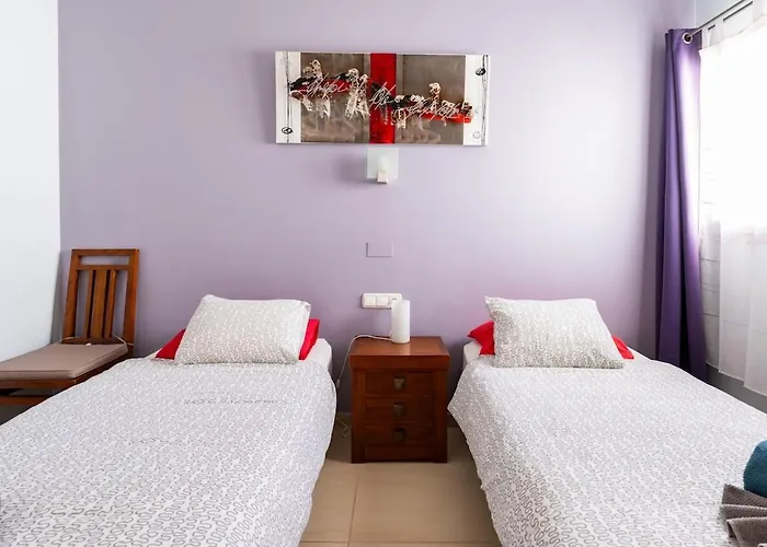 بيت للعطل 3 Bedroom With Pool And Jacuzzi *