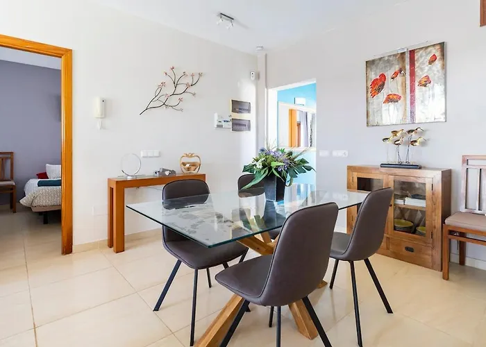 3 Bedroom With Pool And Jacuzzi