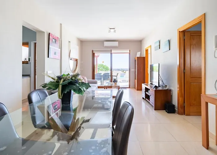 بيت للعطل 3 Bedroom With Pool And Jacuzzi *