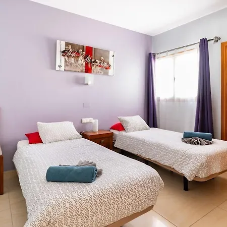 3 Bedroom With Pool And Jacuzzi Playa Blanca (Lanzarote)