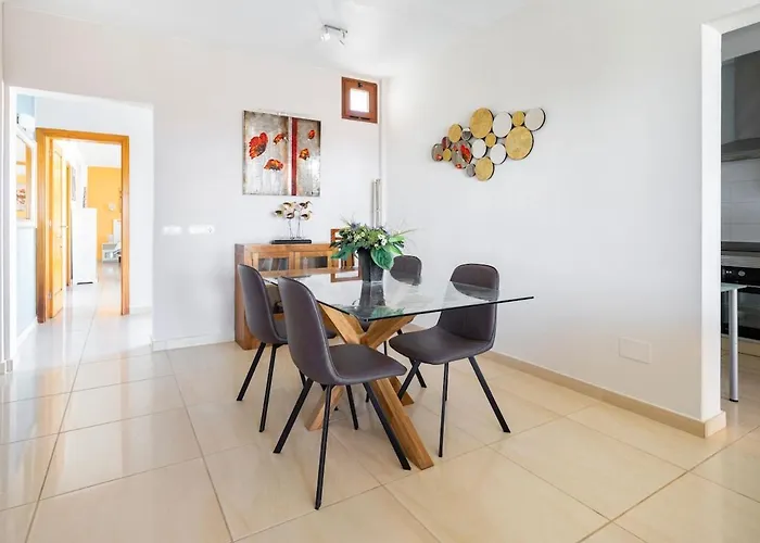 Casa de Férias 3 Bedroom With Pool And Jacuzzi Playa Blanca (Lanzarote)